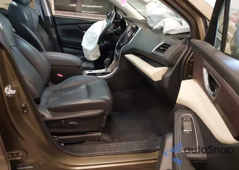 2022 Subaru Ascent Touring z USA, uszkodzony, nr VIN 4S4WMARD5N3423748